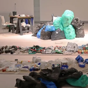 Απόβλητα (Κληρονομιά) Jennifer Nelson