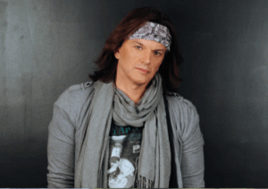 «Όλη η Αθήνα μία Σκηνή» | Συναυλία «Δυο φίλοι από παλιά»