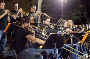 « Όλη η Αθήνα μία Σκηνή» | Swinging with the Athens Big Band!