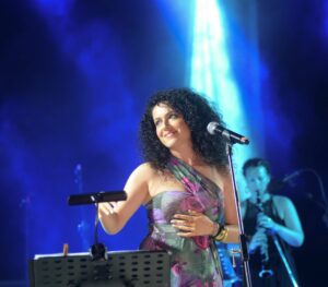 «Μια αγκαλιά τραγούδια» | Σάββατο 8 Ιουλίου 2023 21:00 | Πέτρινο Βοτανικού (Σπύρου Πάτση 58)