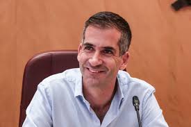 Καμία άδεια για τραπεζοκαθίσματα στη νέα Πανεπιστημίου &nbsp;– Ανακαλούνται και οι υφιστάμενες με&nbsp;απόφαση του Δημοτικού Συμβουλίου